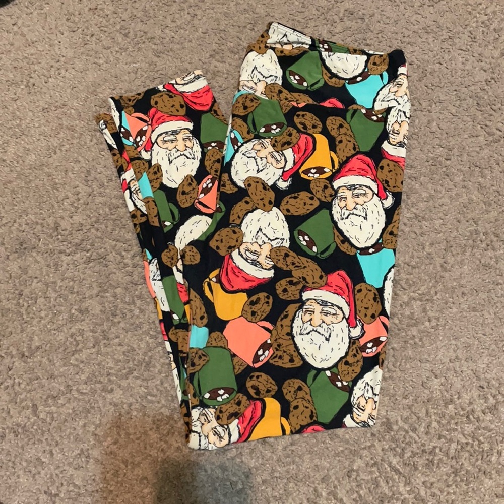 Tall and curvy lulaRoe leggings